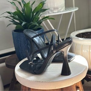 Princess Polly black infinity heels